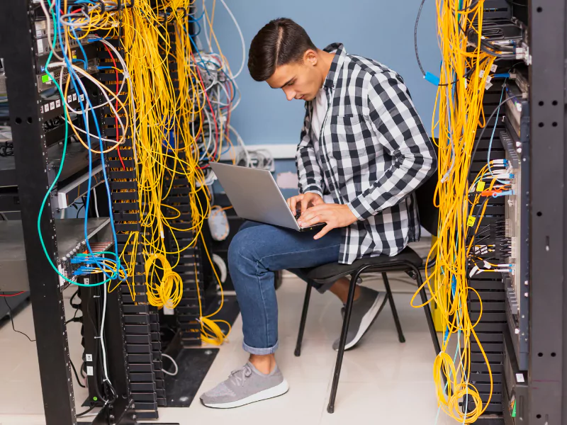 Server Installation & Maintenance